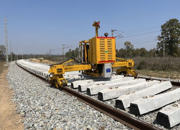 11. Rail Bound Vehicle Rail Threader